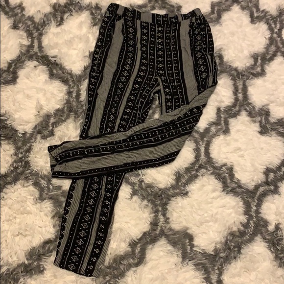 Forever XXI Tribal Print Pants - Picture 1 of 3